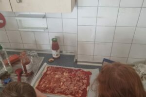 Basteln und Backen in der OGS