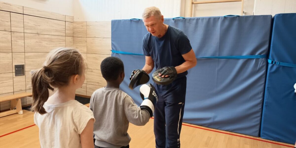 Boxen mit Torsten May